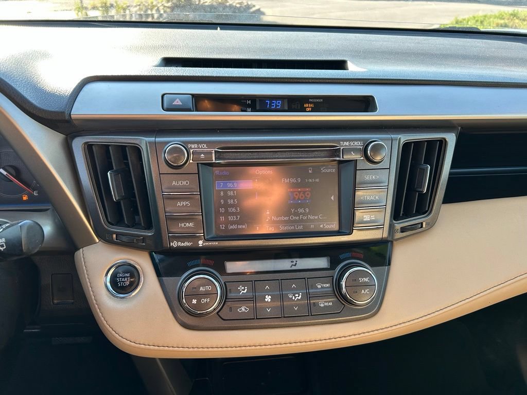 Used 2015 Toyota RAV4 Limited AWD/4WD image 19