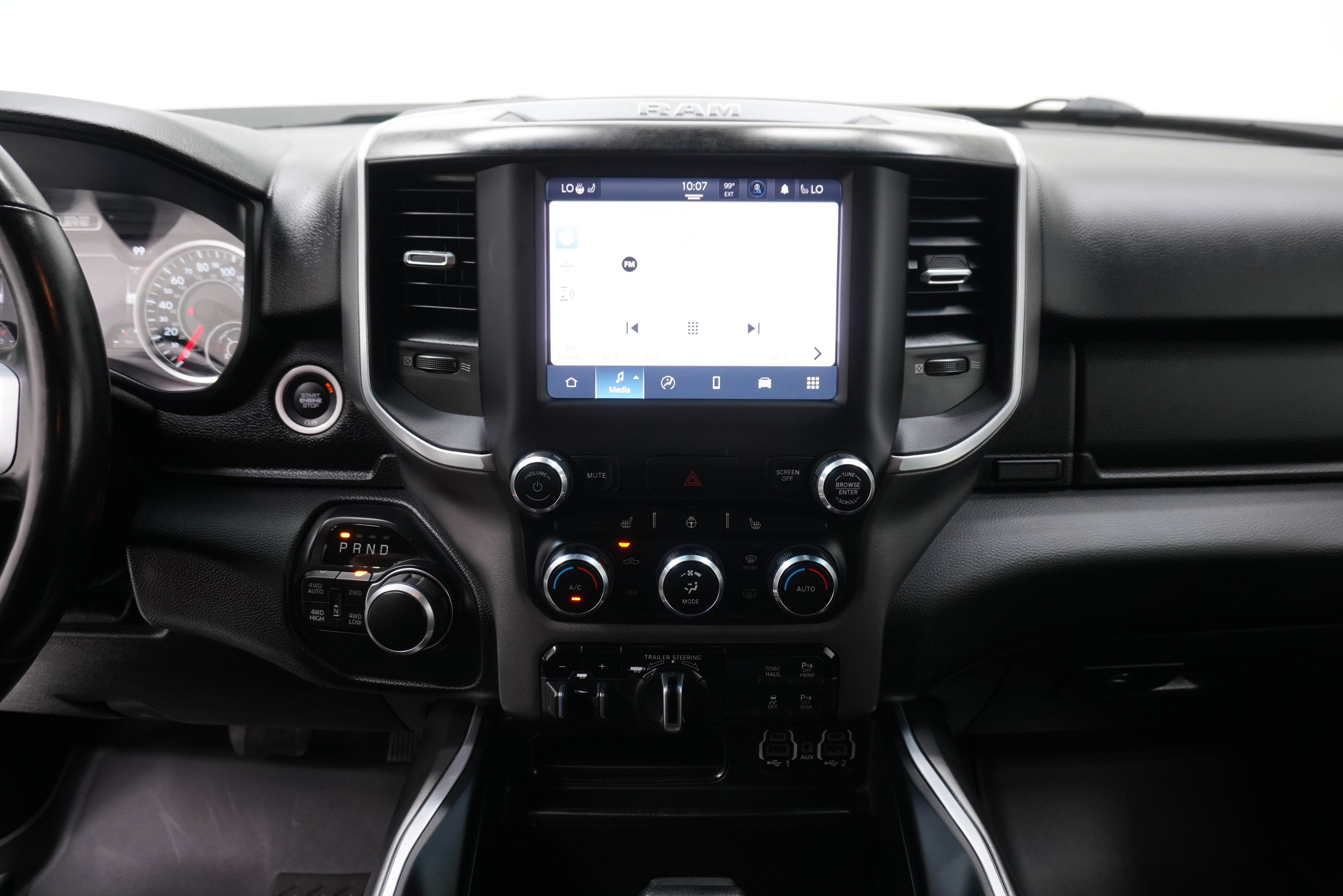 Used 2022 RAM 1500 Big Horn w/ Night Edition AWD/4WD image 21