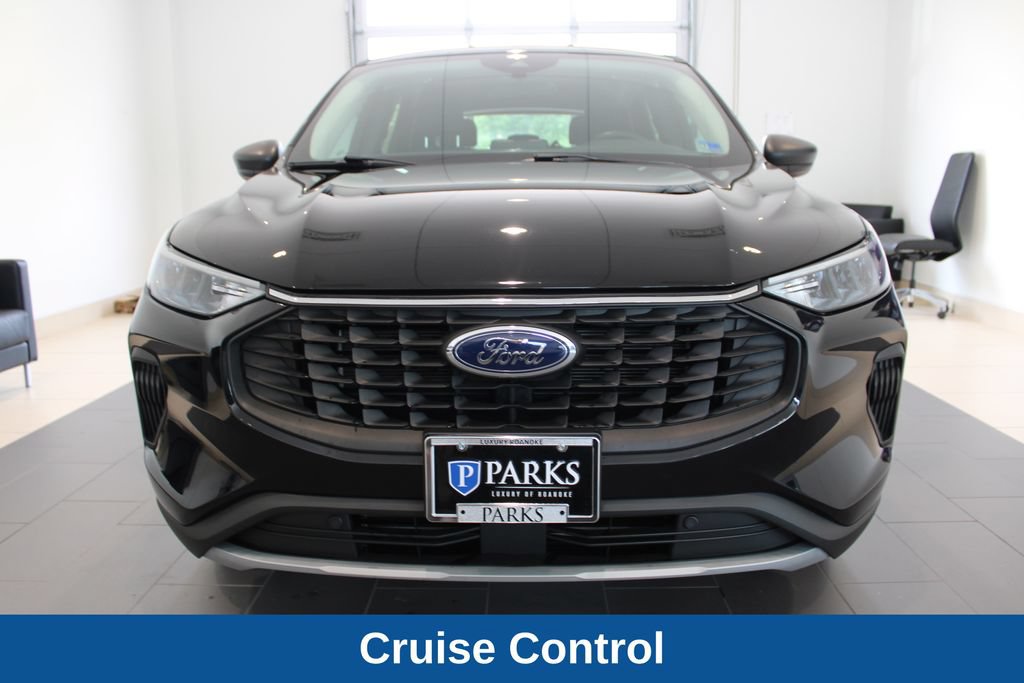 Used 2023 Ford Escape Active AWD/4WD image 14