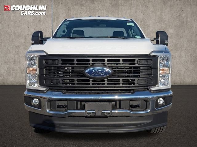 New 2026 Ford F250 XL w/ XL Chrome Package video 2