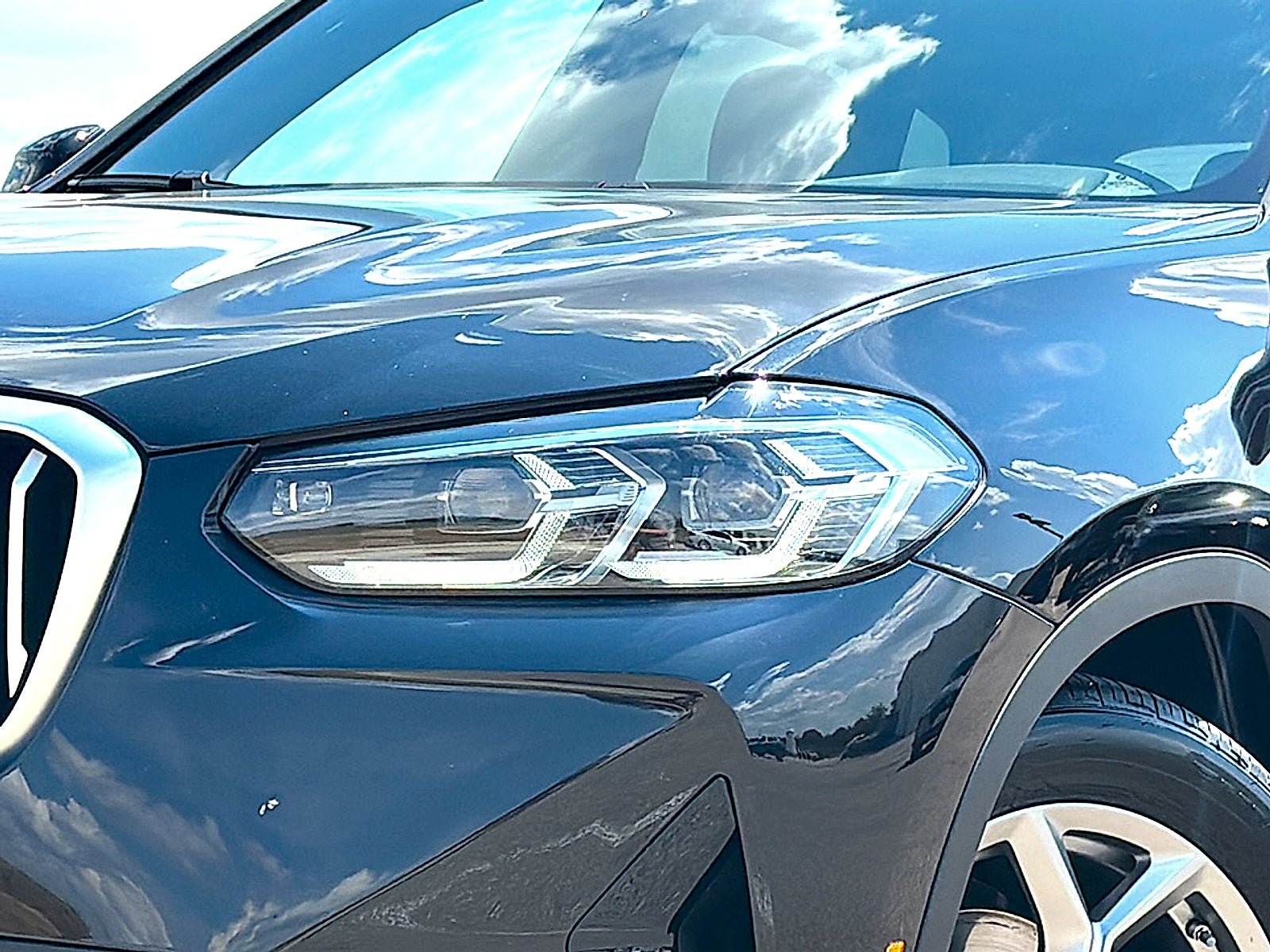 Used 2024 BMW X3 sDrive30i w/ Premium Package RWD image 4