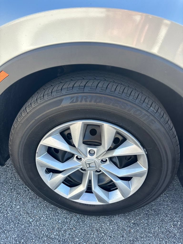 Used 2025 Honda CR-V LX image 22