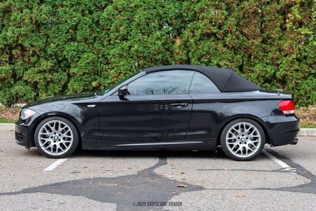 Used 2010 BMW 135i Convertible image 20