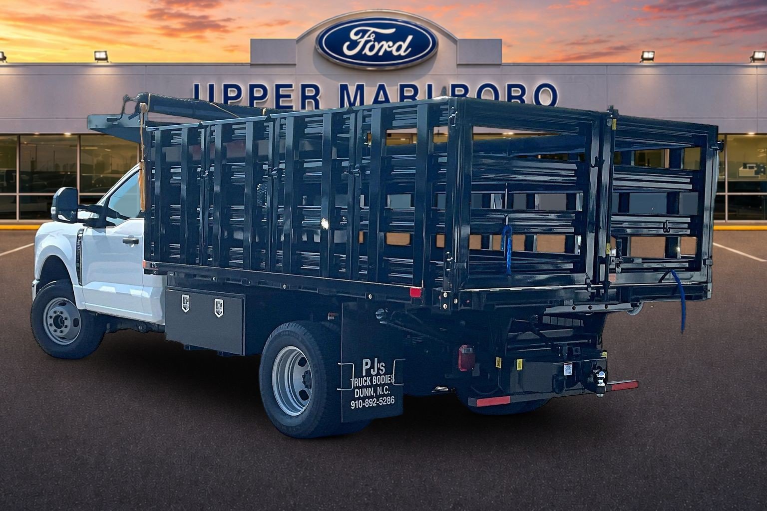New 2026 Ford F350 XL w/ XL Chrome Package AWD/4WD image 3