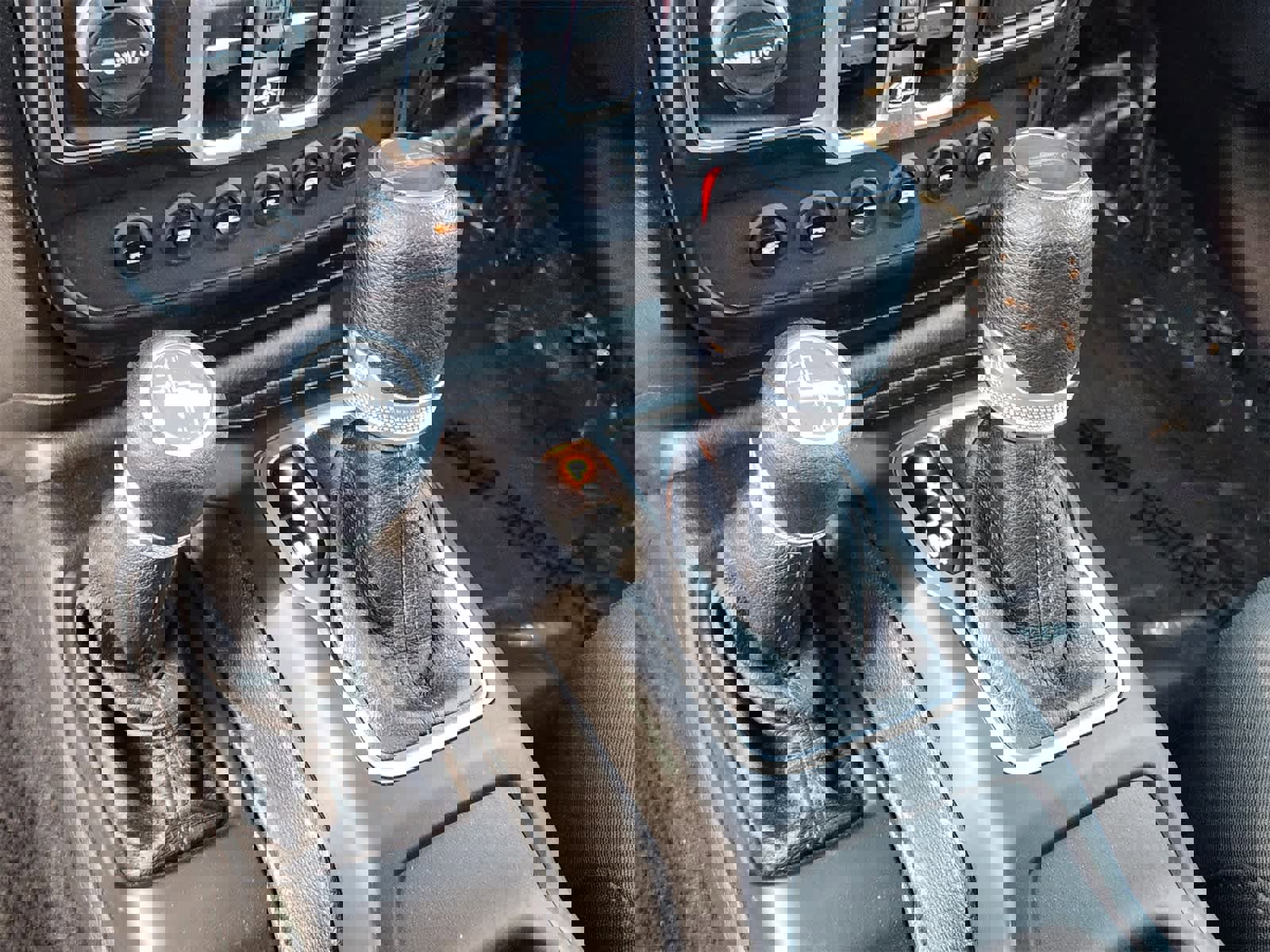 Used 2020 Jeep Gladiator Sport w/ Quick Order Package 24S image 22