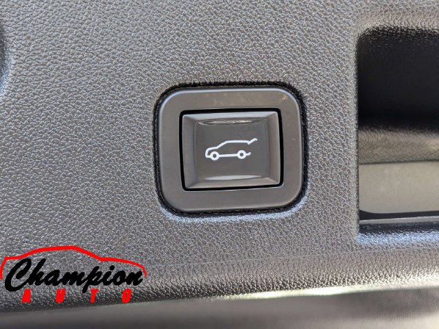 Used 2019 Chevrolet Equinox LT FWD image 16