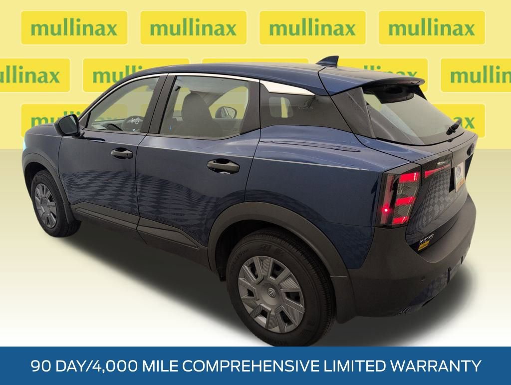 Used 2025 Nissan Kicks S image 10