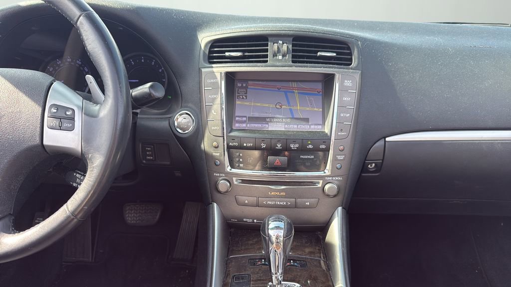 Used 2015 Lexus IS 250C image 16