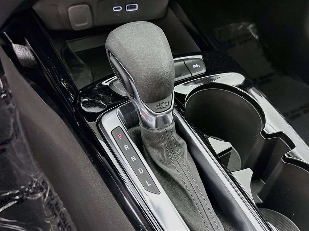 New 2026 Chevrolet Trax ACTIV w/ Sunroof Package FWD image 17