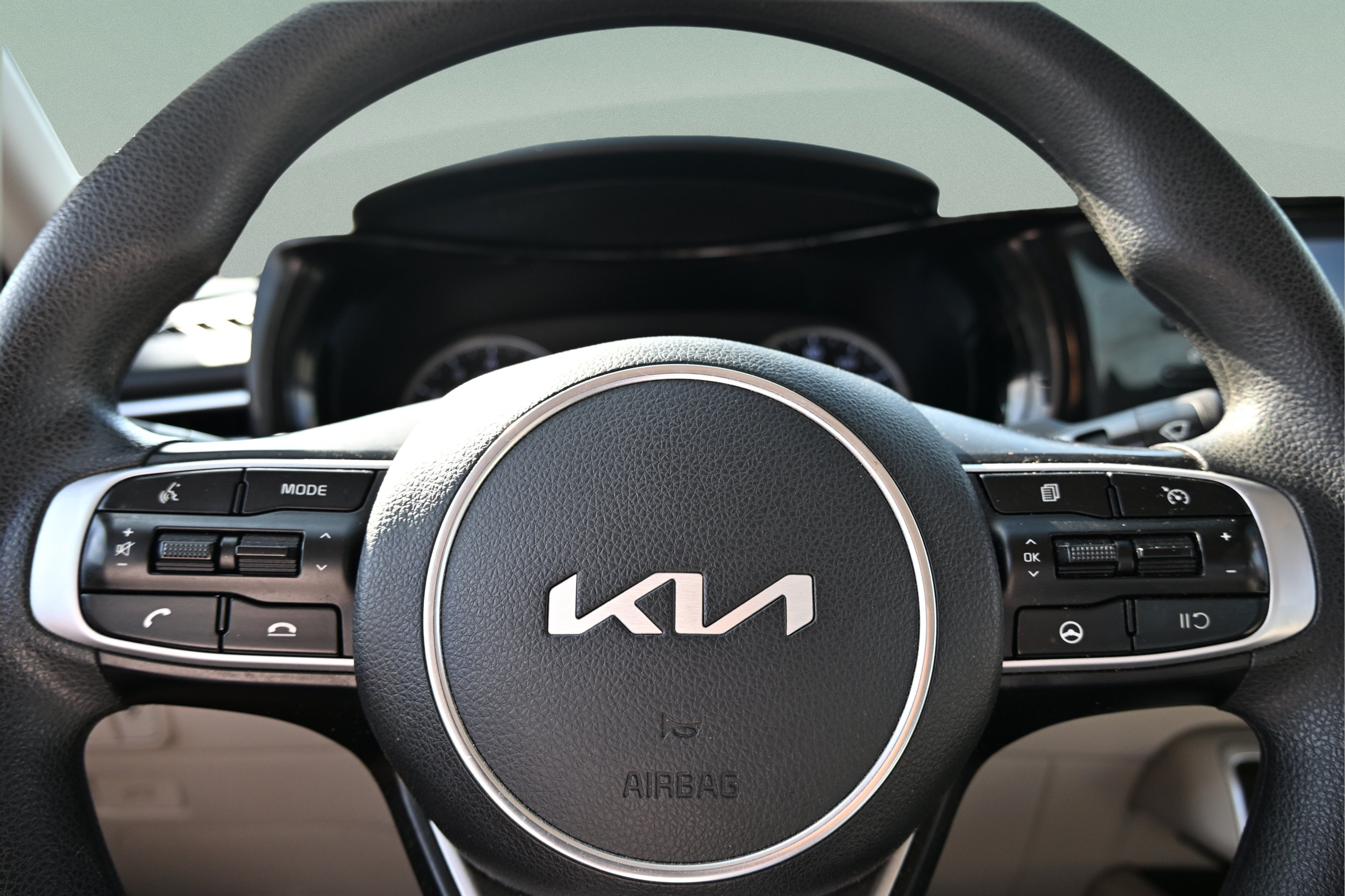 Used 2022 Kia K5 LXS FWD image 22