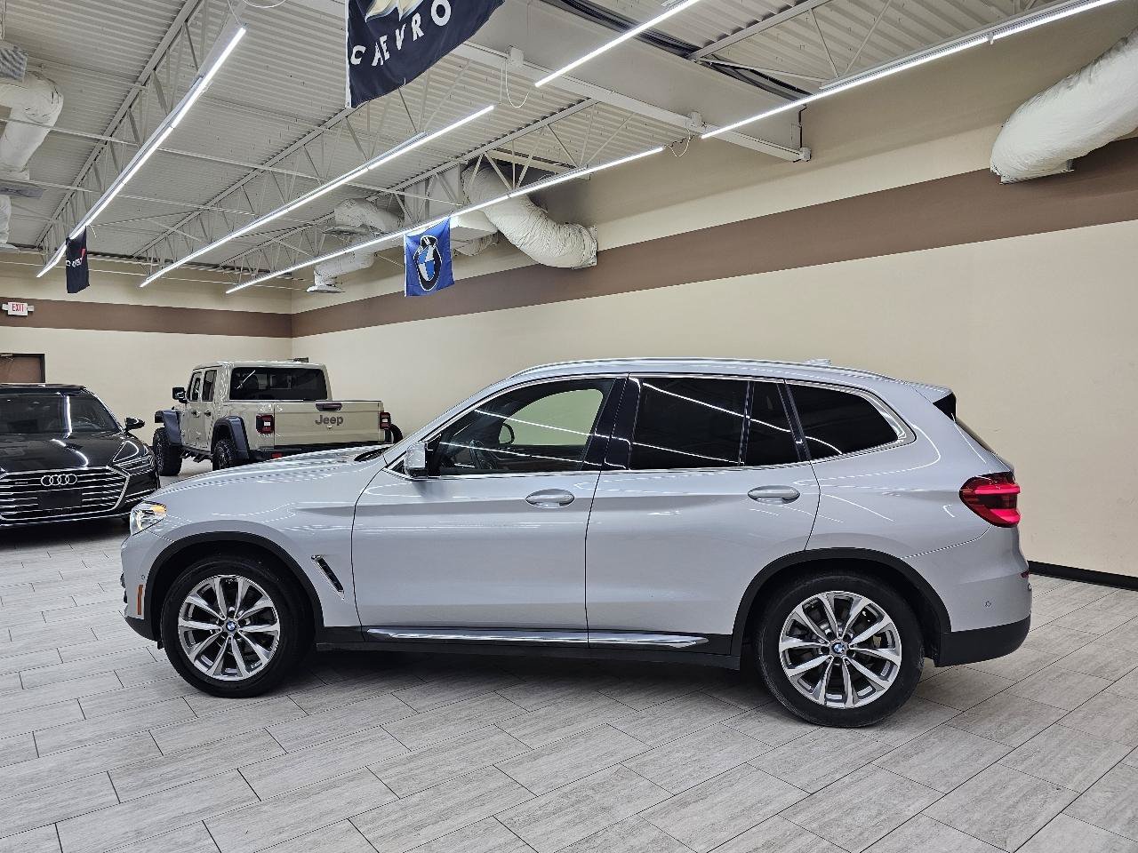 Used 2019 BMW X3 xDrive30i w/ Premium Package AWD/4WD image 9