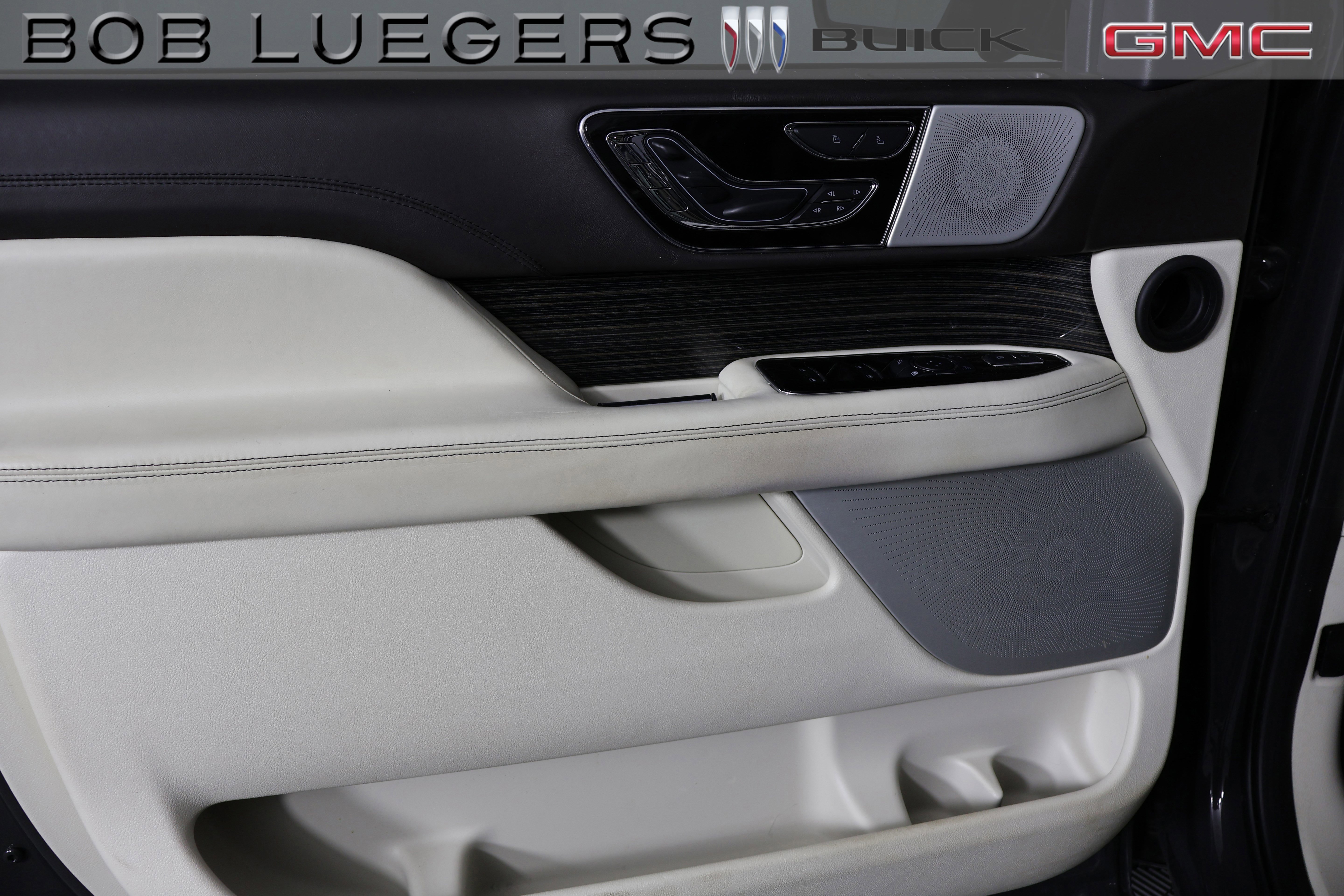 Used 2023 Lincoln Navigator L Black Label AWD/4WD image 16