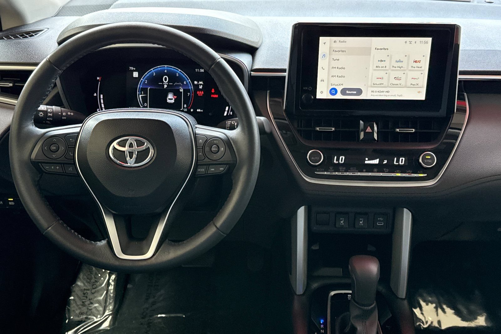 Certified 2024 Toyota Corolla Cross XLE w/ Convenience Package FWD image 20