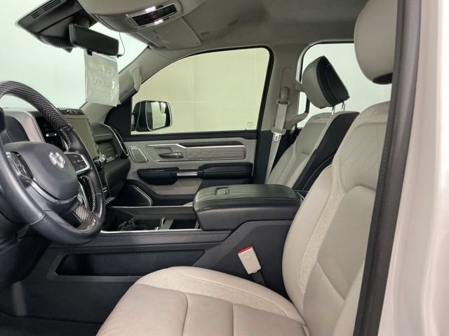 Used 2022 RAM 1500 Limited AWD/4WD image 16