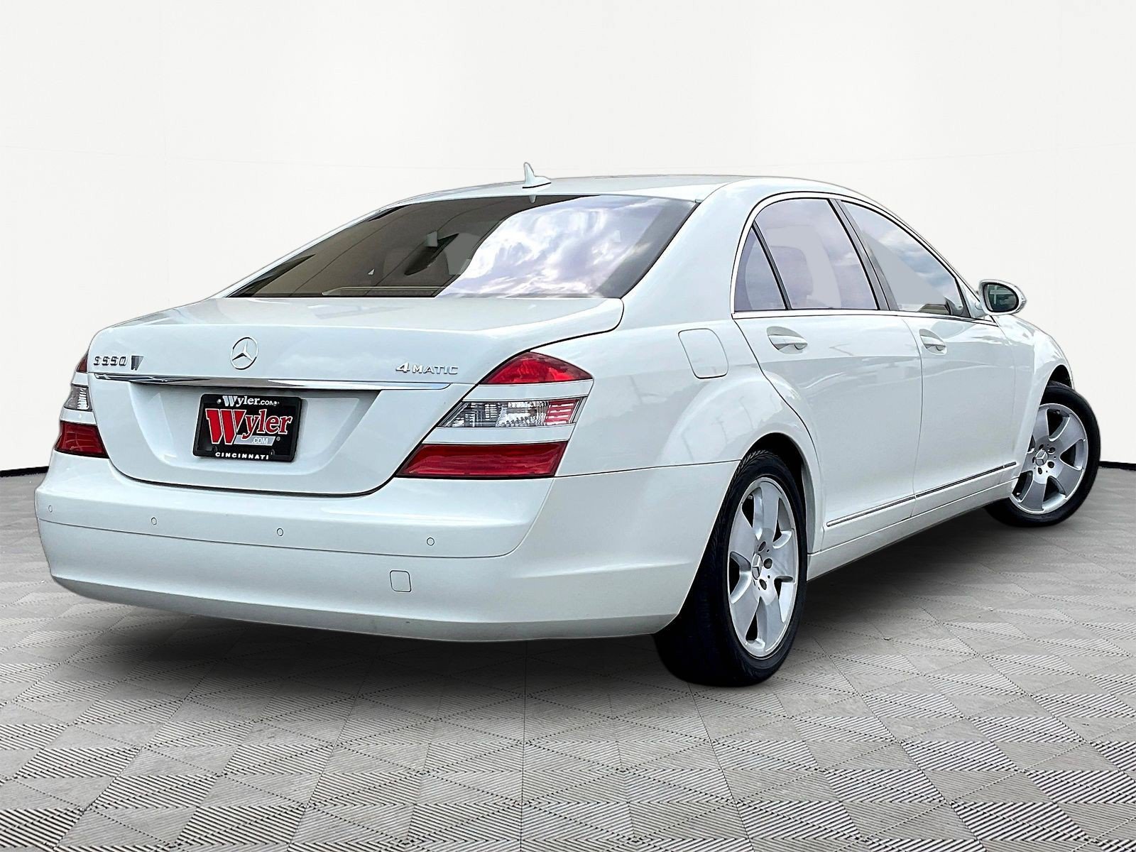 Used 2007 Mercedes-Benz S 550 4MATIC image 6