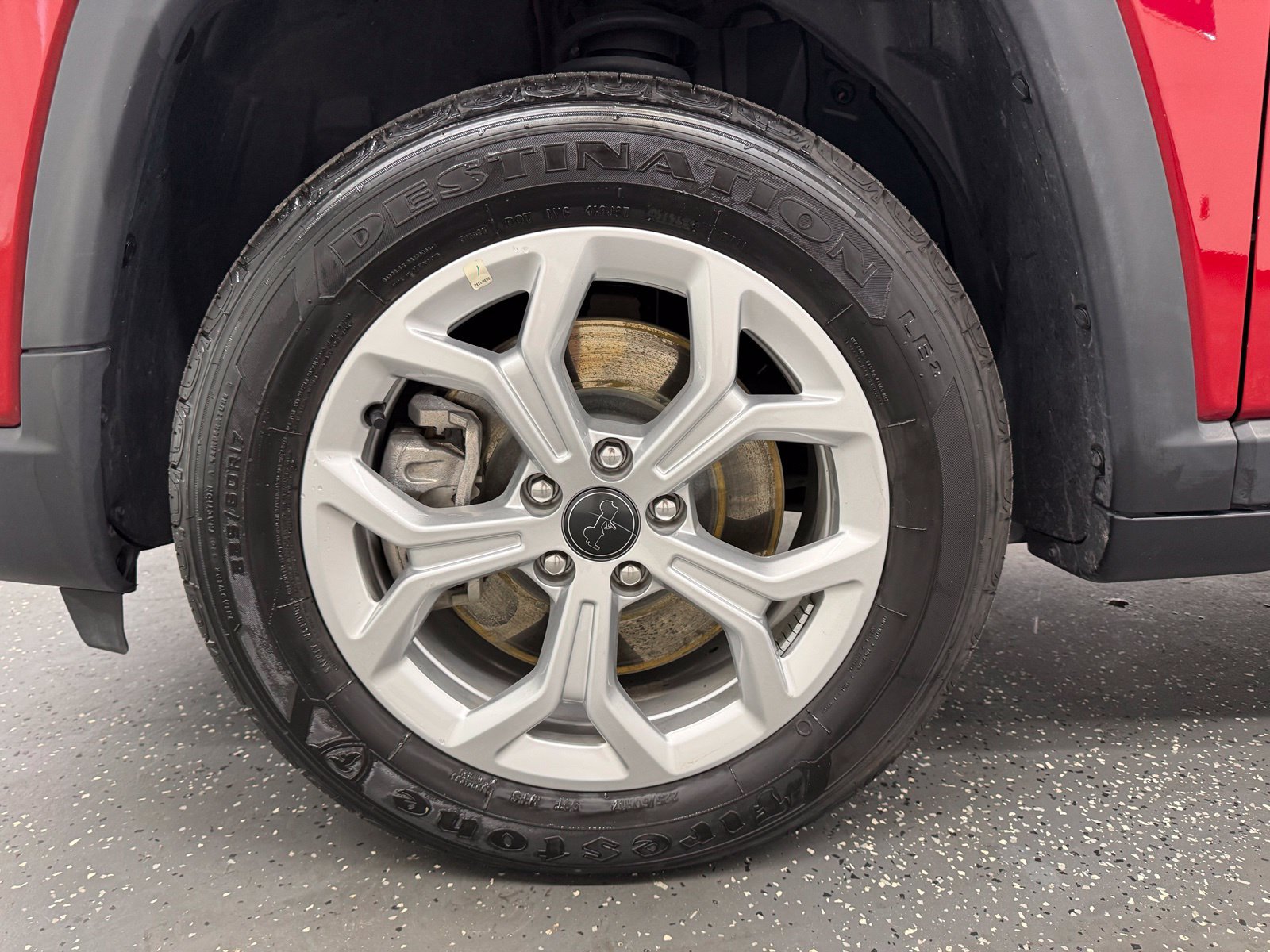 Used 2025 Jeep Compass Latitude AWD/4WD image 18