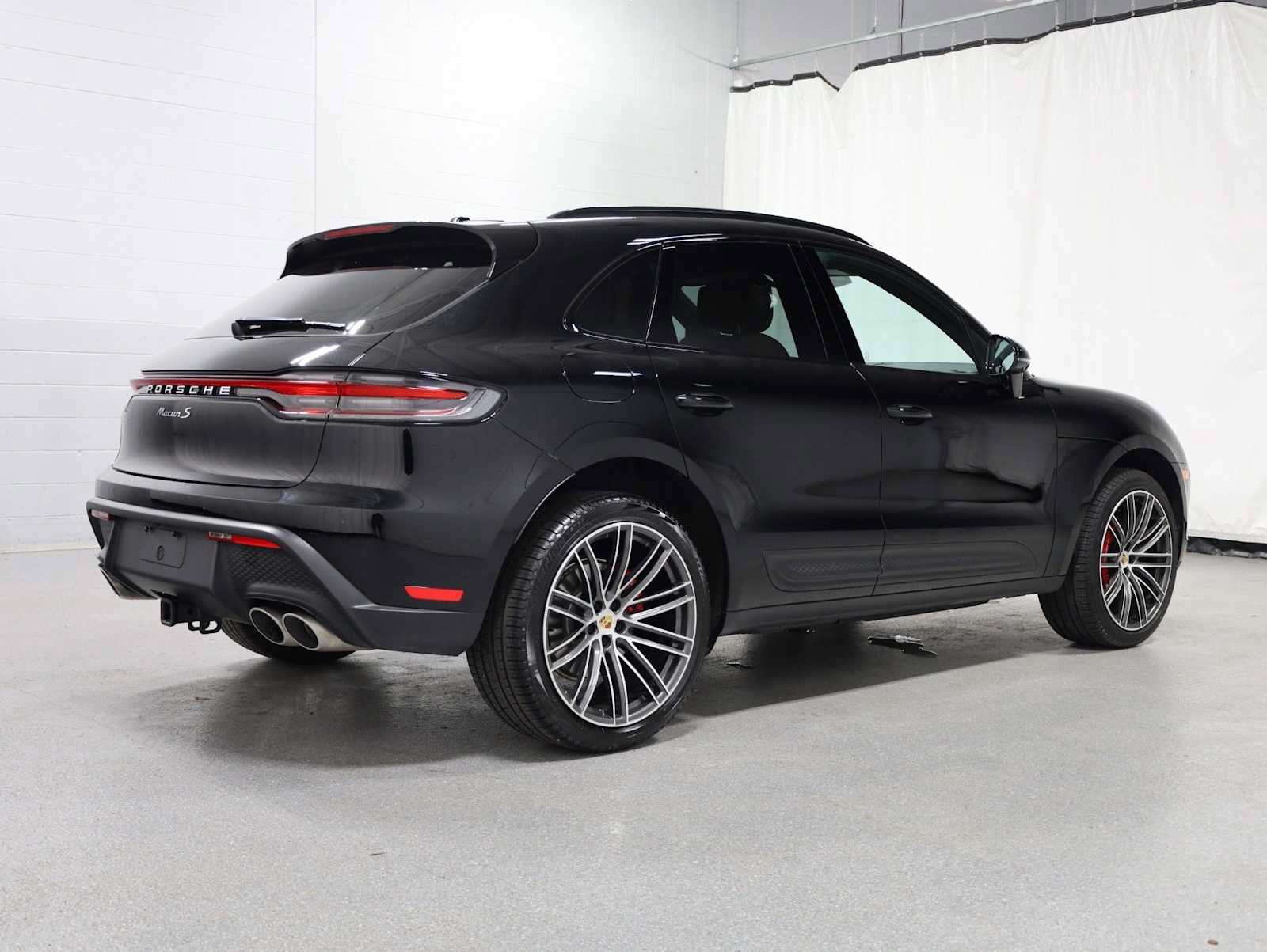 Used 2026 Porsche Macan S AWD/4WD image 9