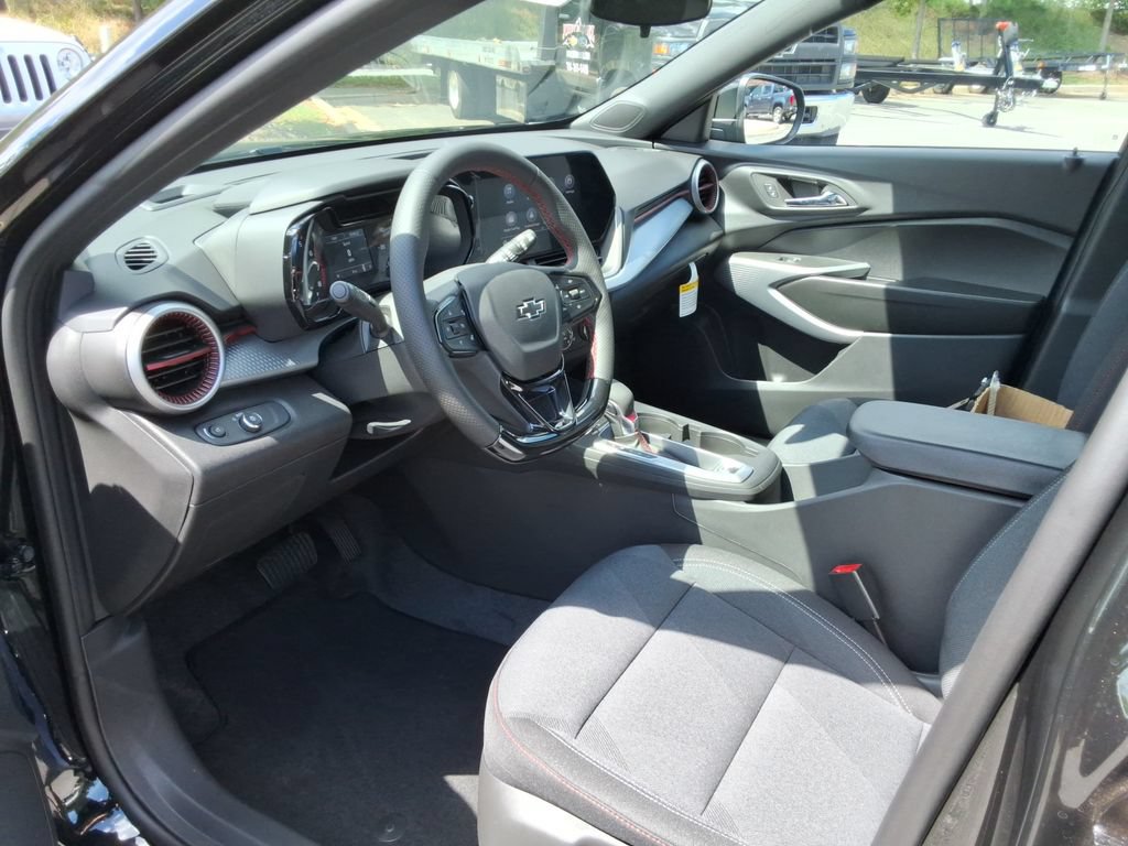 New 2026 Chevrolet Trax RS w/ Sunroof Package FWD image 20