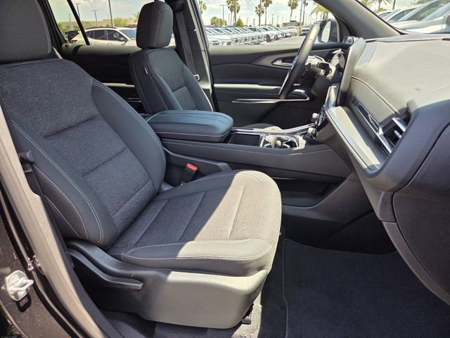 Used 2026 Chevrolet Traverse LT w/ Midnight/Sport Edition image 19