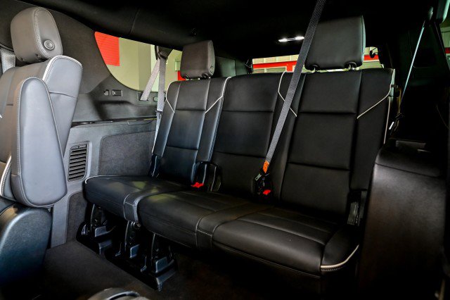 Used 2023 Cadillac Escalade ESV Premium Luxury image 21