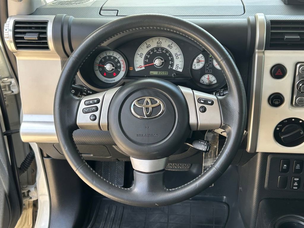 Used 2014 Toyota FJ Cruiser 4WD w/ Upgrade Package image 36