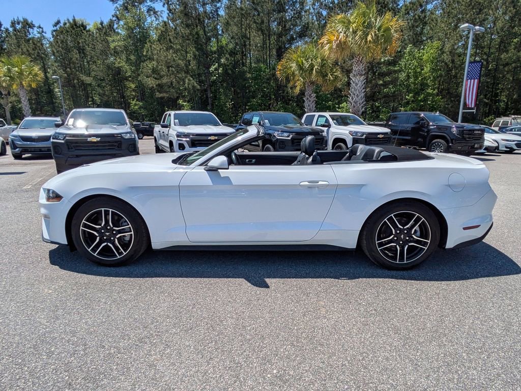 Used 2023 Ford Mustang Premium image 7