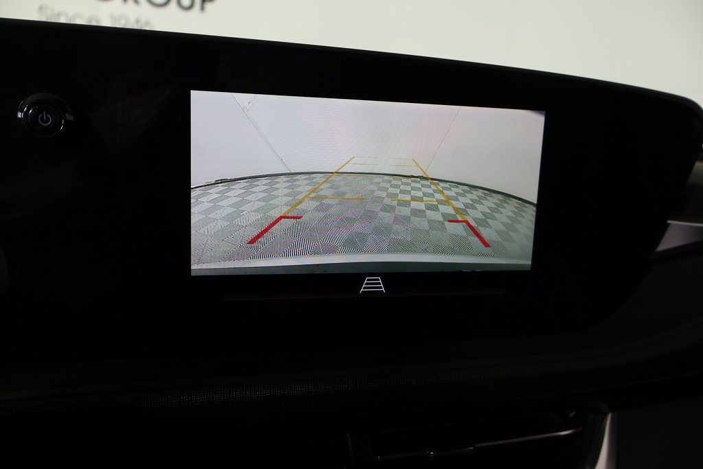 Used 2024 Buick Envista Preferred w/ Convenience I Package image 6