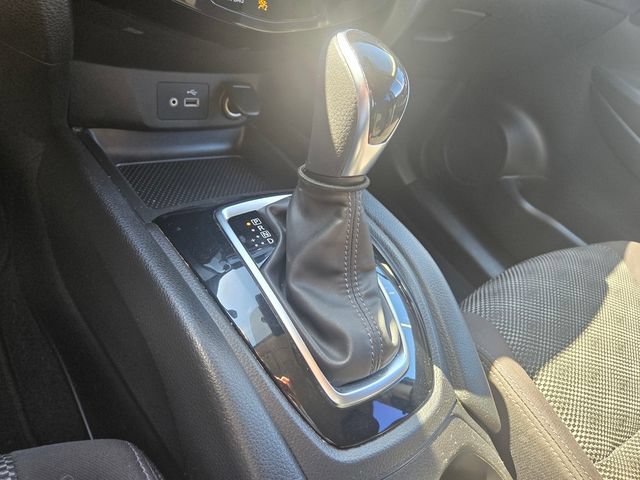 Used 2019 Nissan Rogue Sport SV FWD image 17