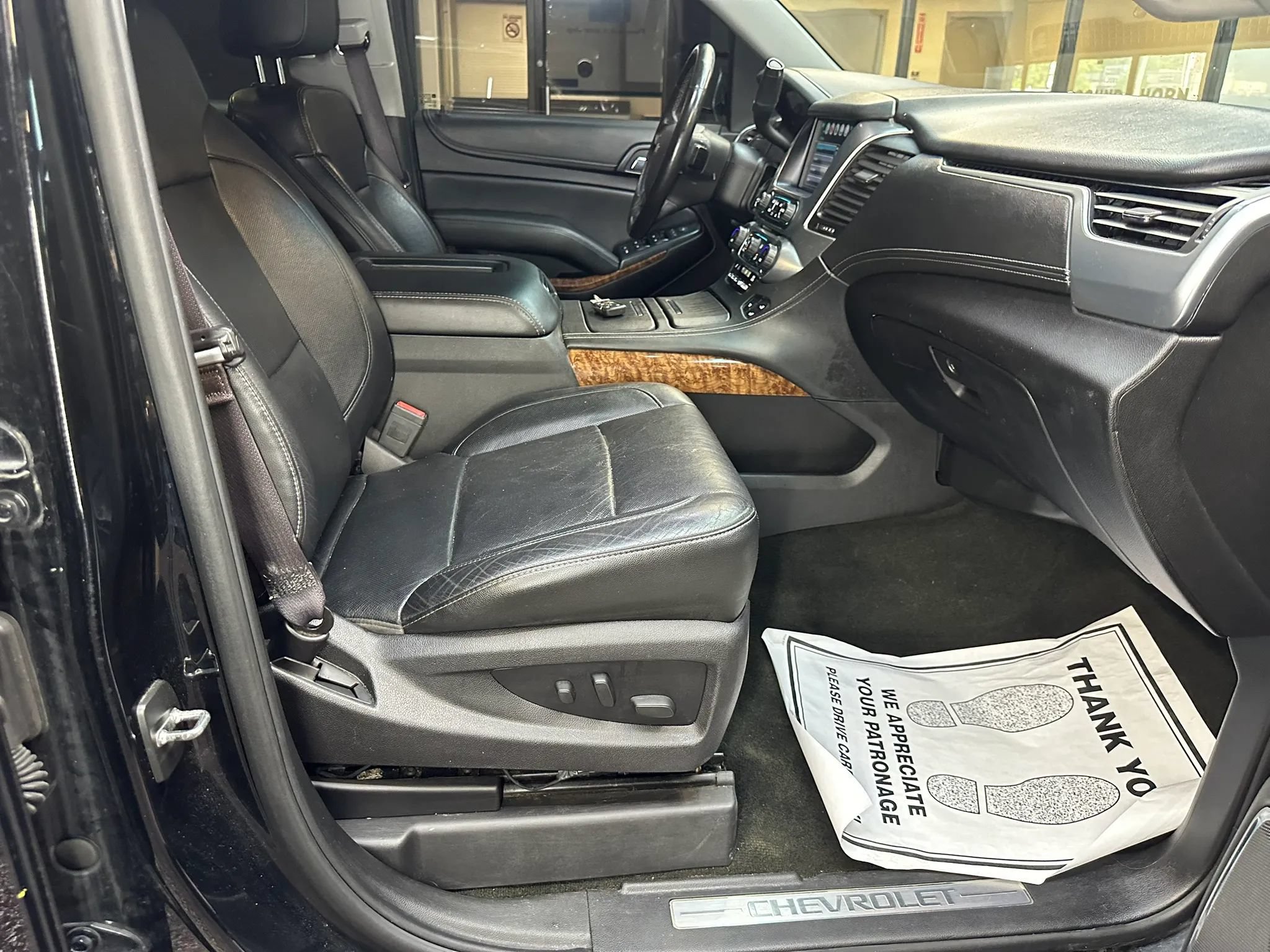 Used 2016 Chevrolet Suburban LTZ AWD/4WD image 34