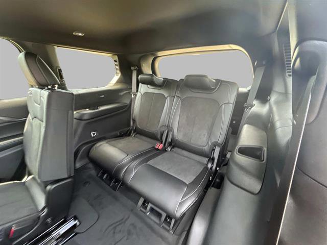 New 2025 Jeep Grand Cherokee L Altitude image 6