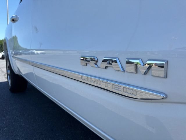 Used 2019 RAM 1500 Limited AWD/4WD image 8