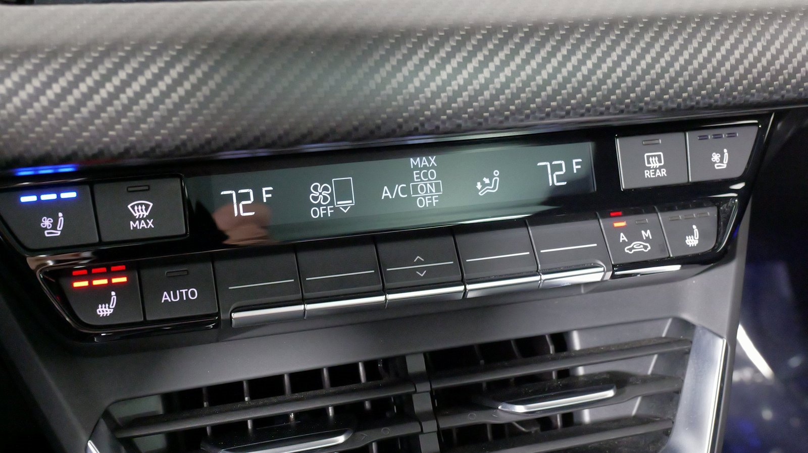 Used 2024 Audi RS e-tron GT w/ Carbon Performance Package image 59