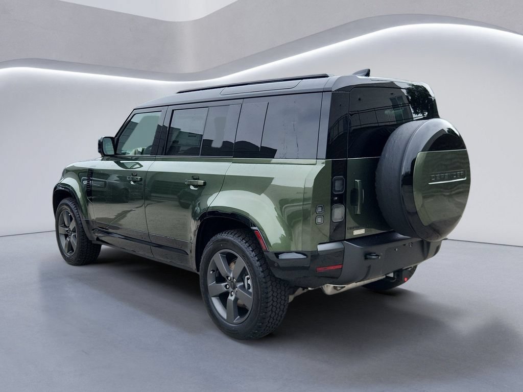 New 2026 Land Rover Defender 110 X-Dynamic SE AWD/4WD image 4