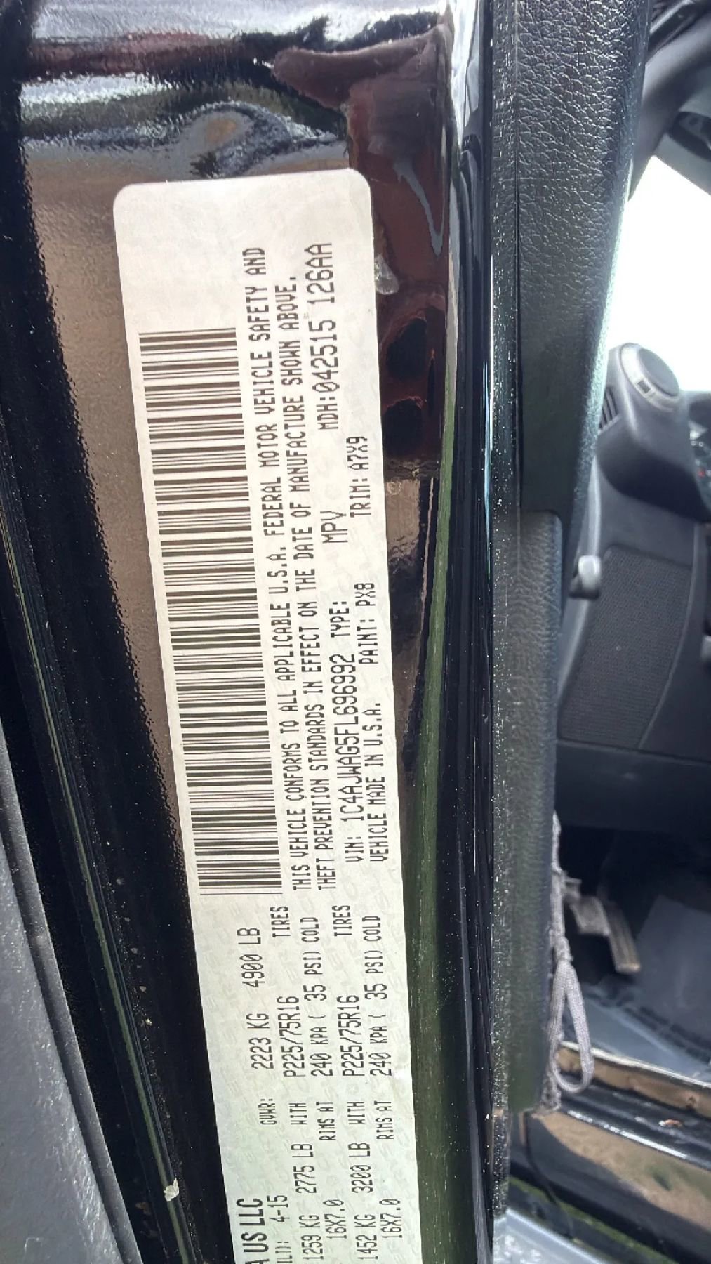 Used 2015 Jeep Wrangler Sport image 27