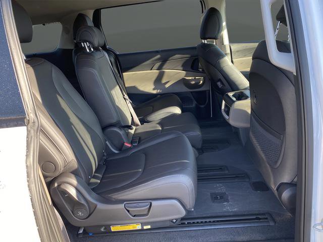 New 2026 Kia Carnival EX image 38