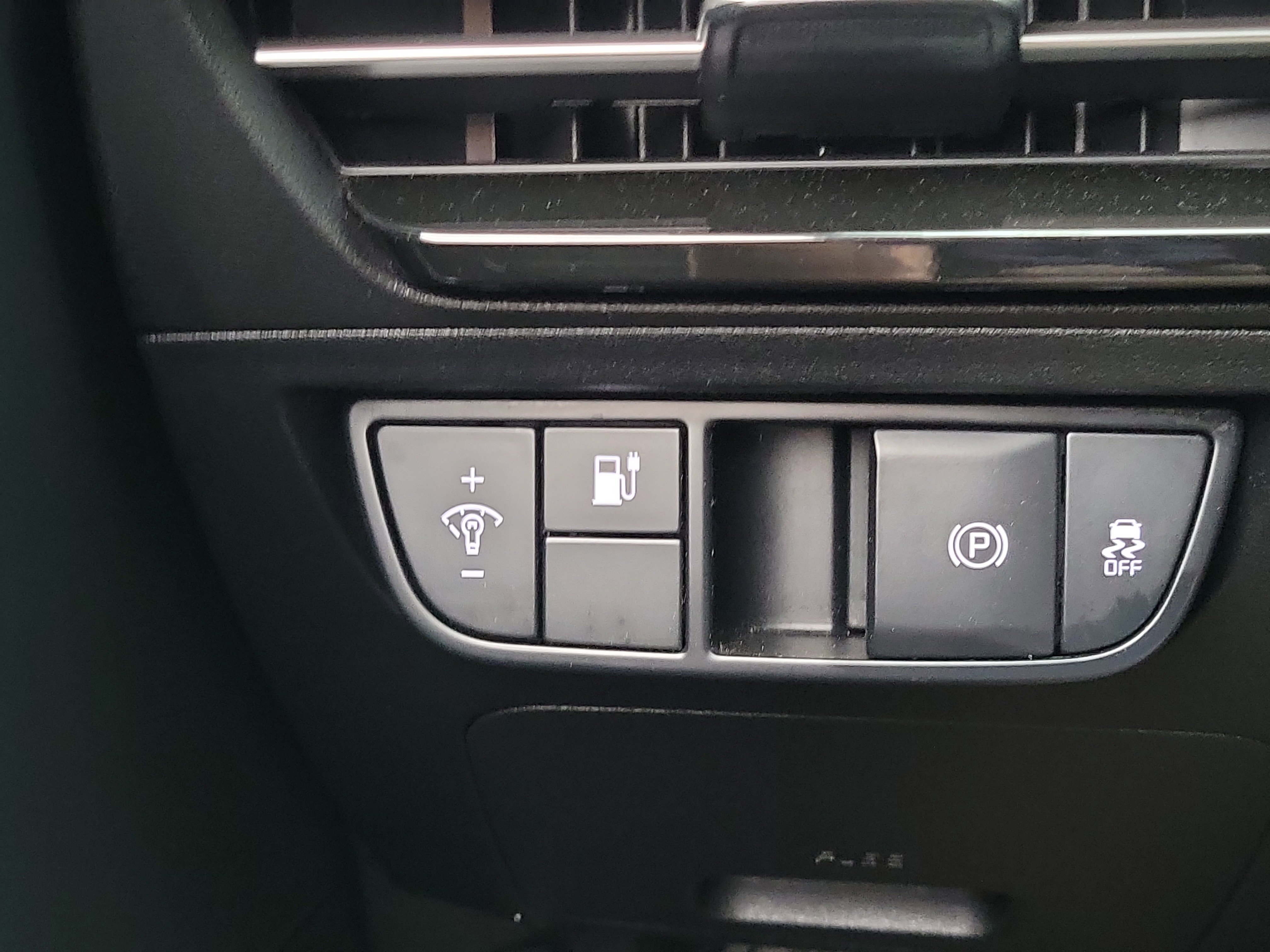 Used 2024 Kia EV6 Light image 15