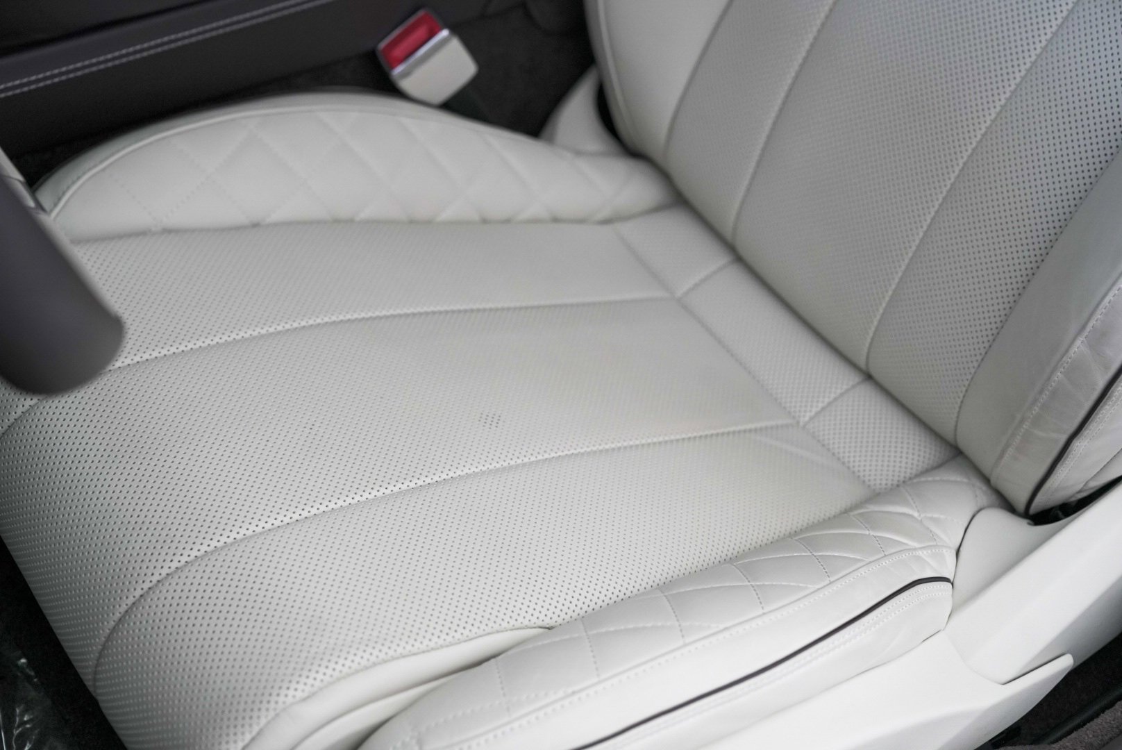 Used 2023 Bentley Continental GT Azure image 8