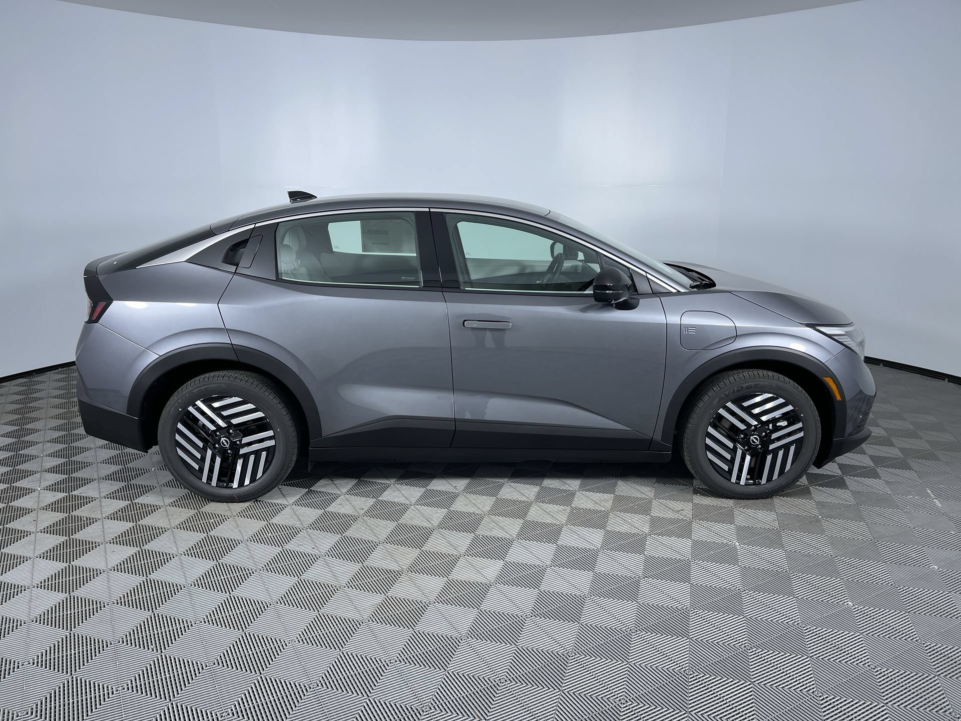 New 2026 Nissan Leaf SV+ FWD image 10