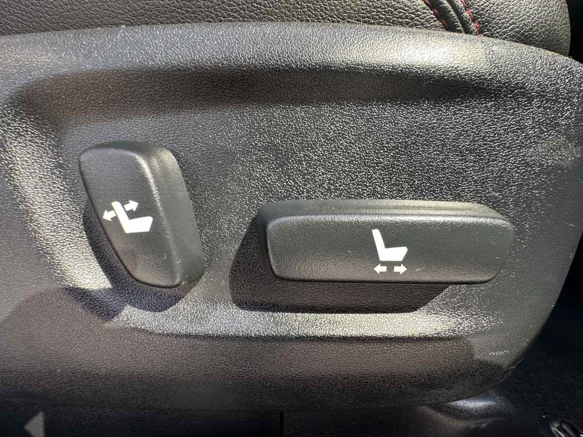 Used 2024 Toyota 4Runner TRD Off-Road Premium AWD/4WD image 28