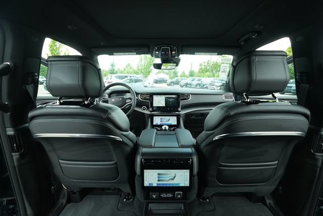 New 2026 Jeep Grand Wagoneer L Summit AWD/4WD image 25