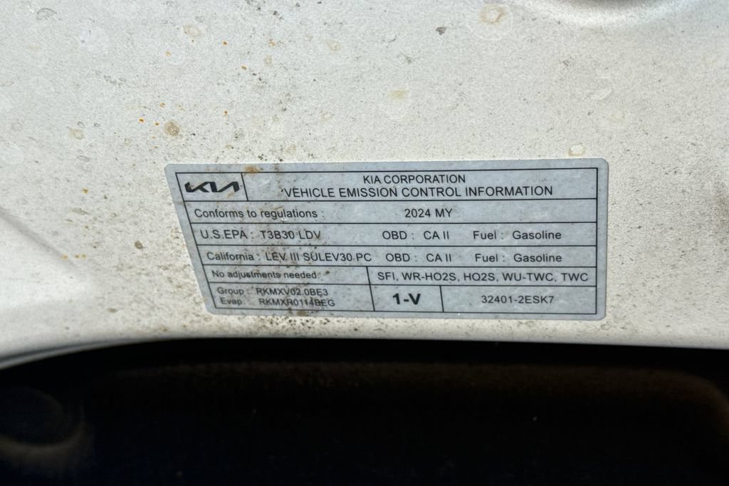 Used 2024 Kia Soul LX w/ Option Group 015 FWD image 36