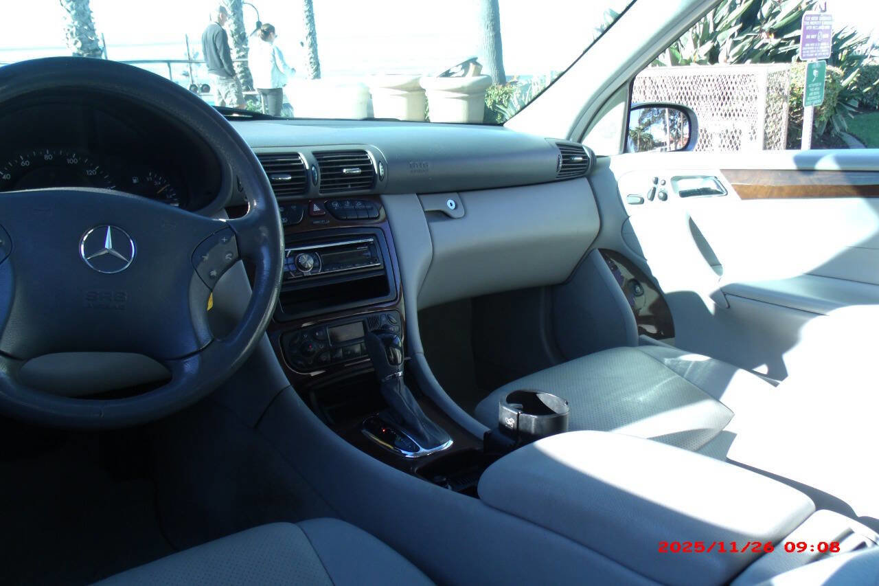 Used 2003 Mercedes-Benz C 320 C 320 4dr Sedan image 8