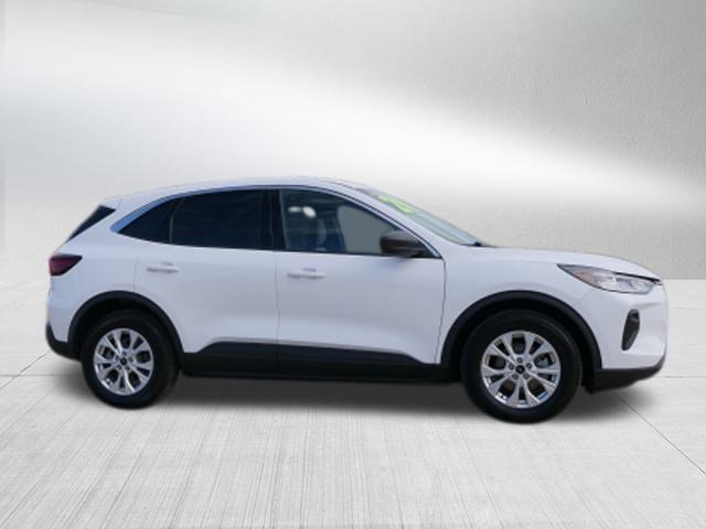 Used 2024 Ford Escape Active image 2
