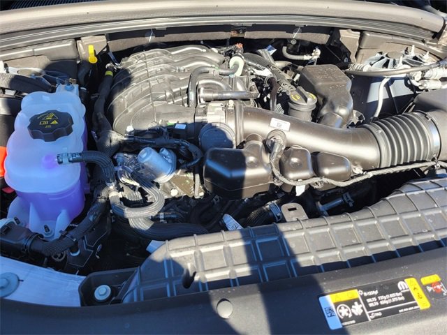 Used 2025 Jeep Grand Cherokee Altitude image 17