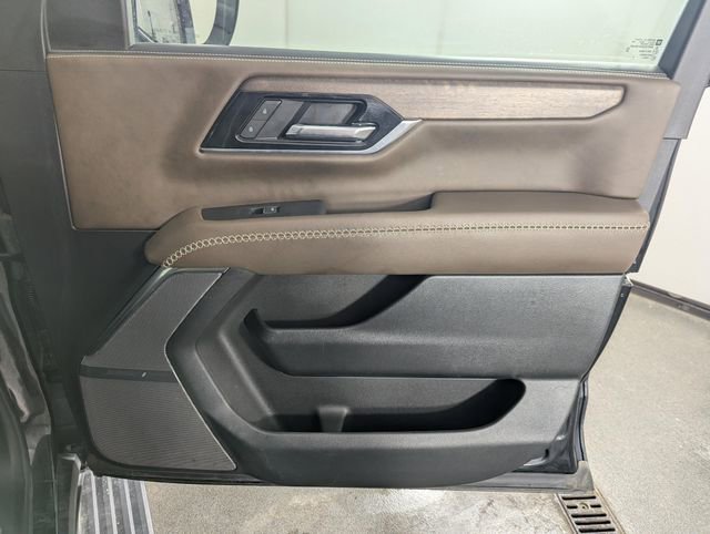 Used 2025 GMC Yukon XL Denali Ultimate image 23
