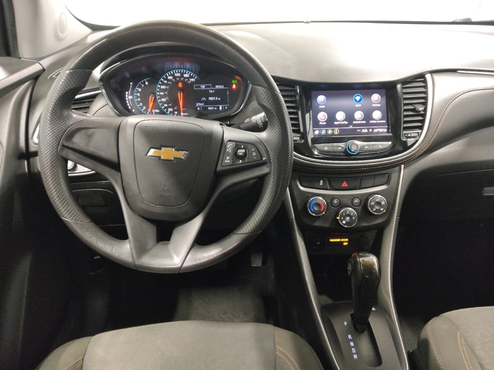 Used 2021 Chevrolet Trax LS image 22