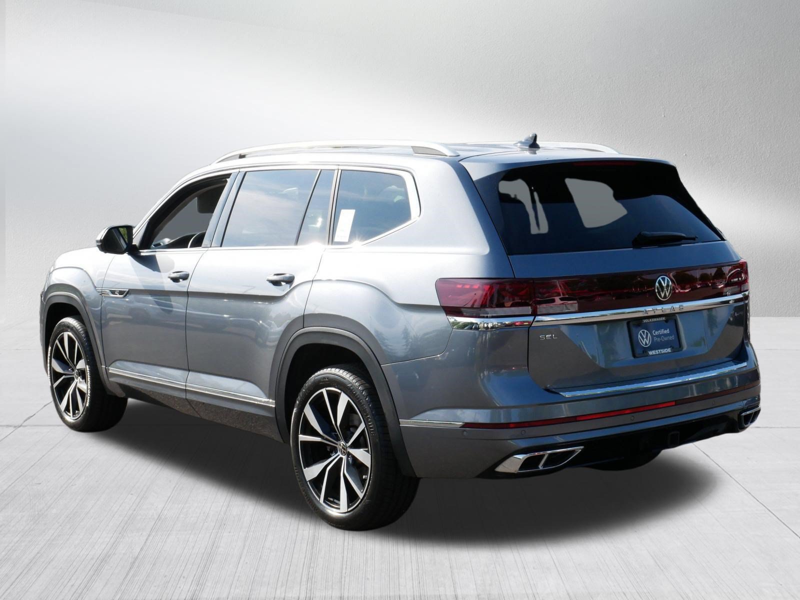 Certified 2024 Volkswagen Atlas SEL Premium R-Line AWD/4WD image 5