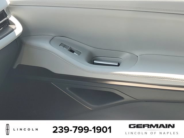 New 2026 Lincoln Navigator L Black Label AWD/4WD image 27