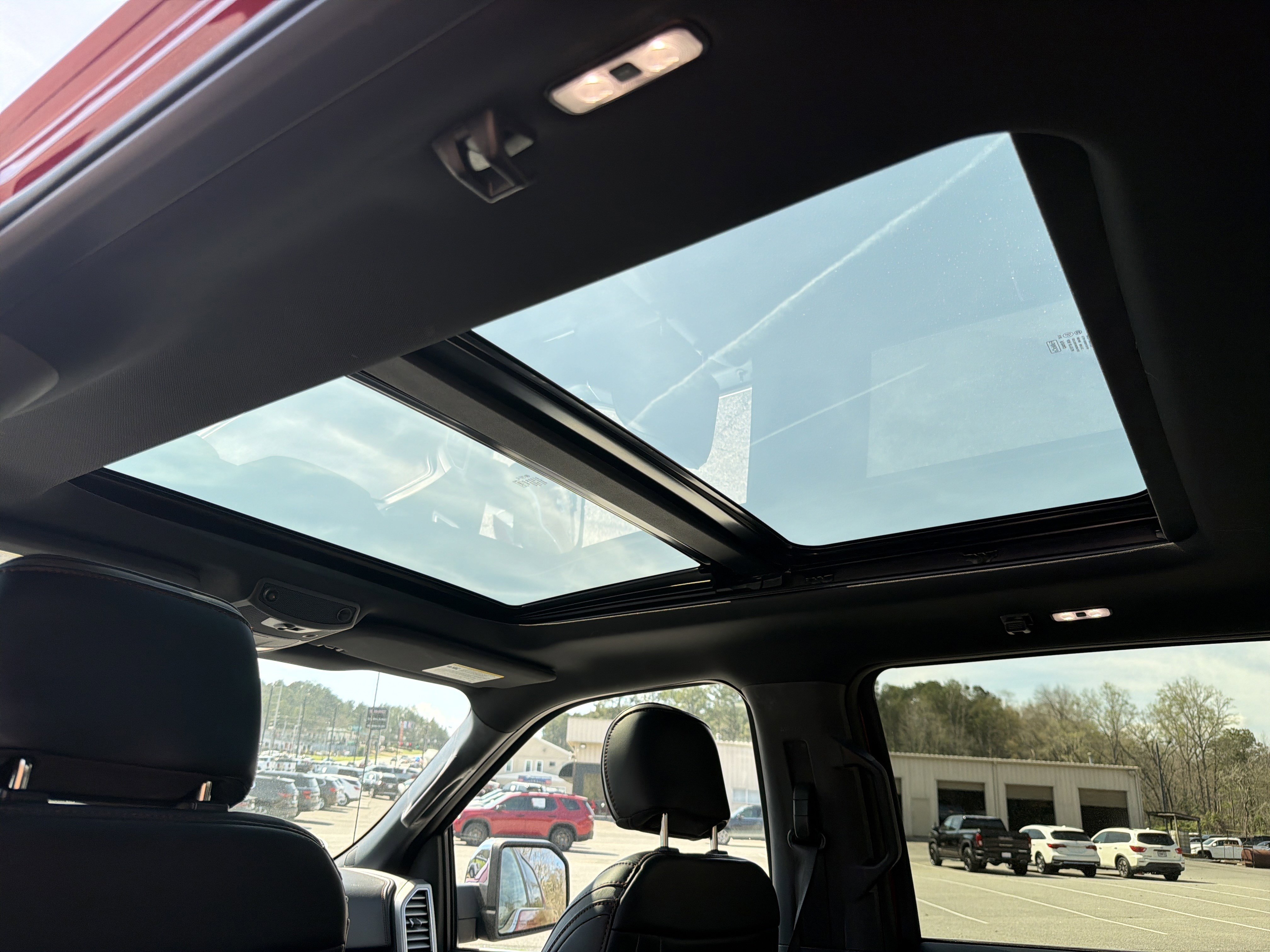 Used 2018 Ford F150 Platinum w/ Equipment Group 701A Luxury image 27