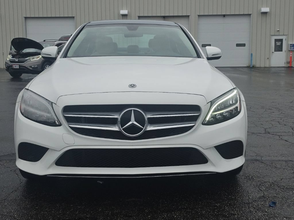 Used 2021 Mercedes-Benz C 300 4MATIC Sedan image 2